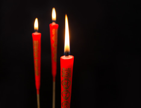 中国传统的香和蜡烛