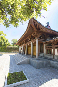 宝鸡中华石鼓园之石鼓寺砖雕地面