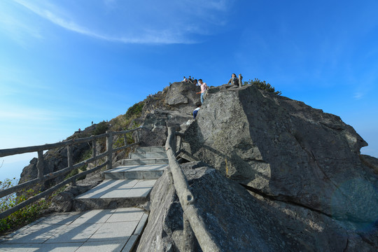 东莞最高峰登顶