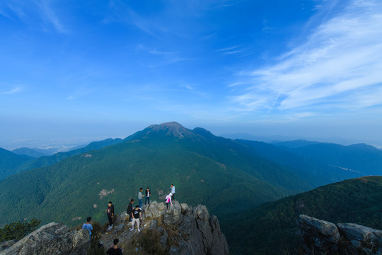 壮丽的惠阳第一峰