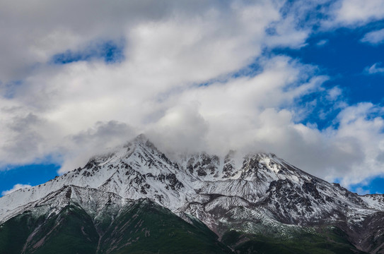 高山雪山风光壁纸