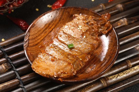 卤牛肉