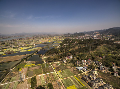 浙江兰溪岩头村油菜花田航拍