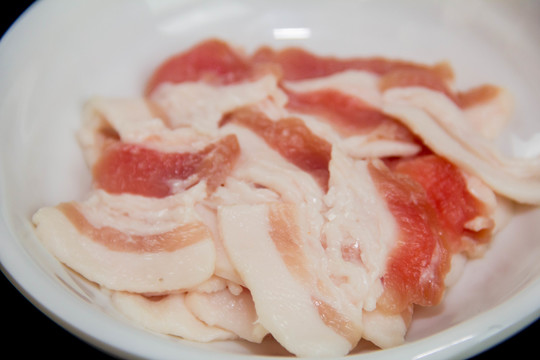 生猪肉片配菜