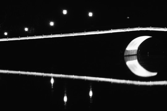 西泠桥夜色