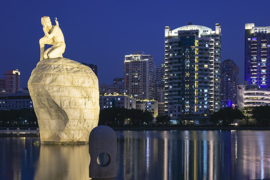 厦门筼筜湖白鹭女神夜景