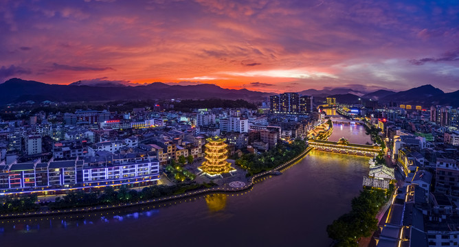 广西蒙山县夜景