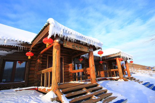 雪村农家木刻楞住宅雪景