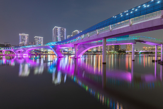 南沙蕉门河人行天桥夜景