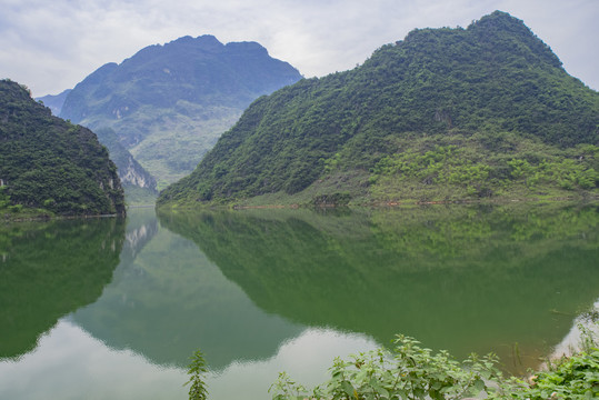 山水风景山水倒影