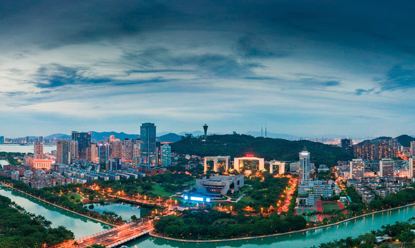 厦门白鹭洲公园夜景