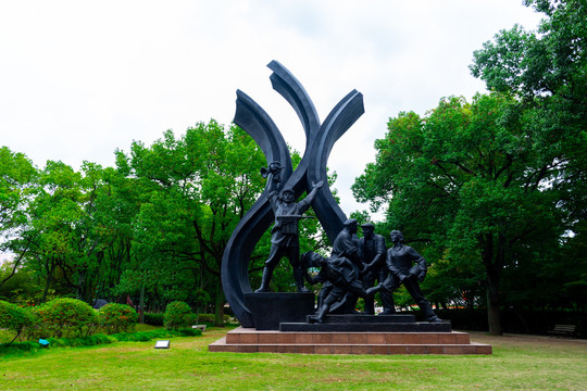 解放上海雕塑