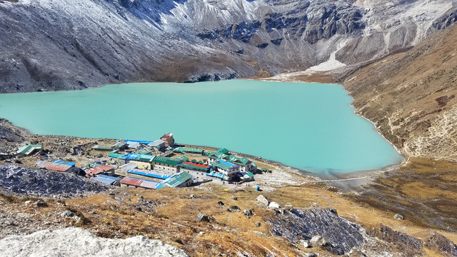 高山湖泊