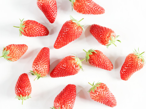 草莓高清棚拍