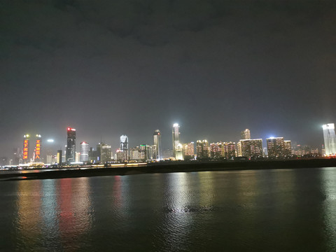 赣江夜景