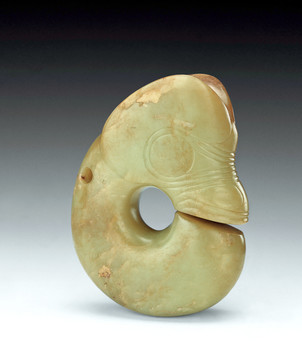 新石器时代红山文化黄玉猪龙形珮