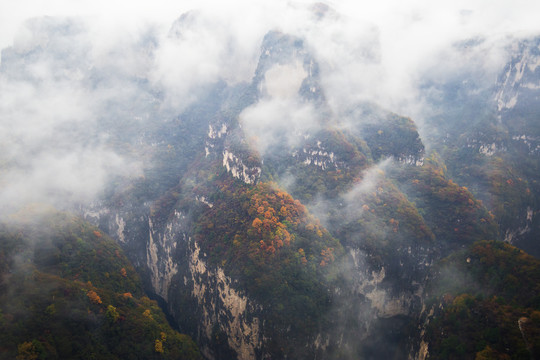 八泉峡秋色