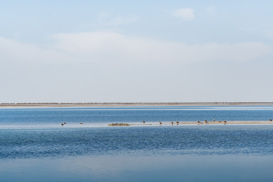 中国西部青海高原湖泊自然风光