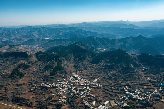 航拍济南南部山区