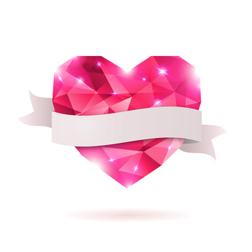桃红低多边形爱心情人节设计插图
