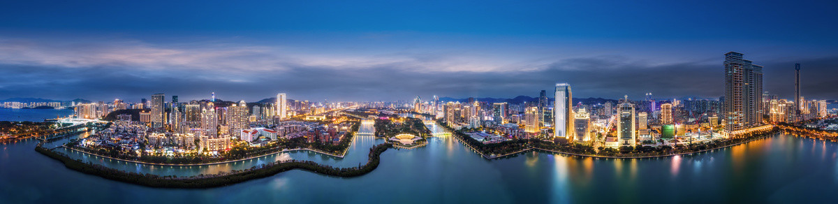 航拍厦门城市建筑景观全景夜景