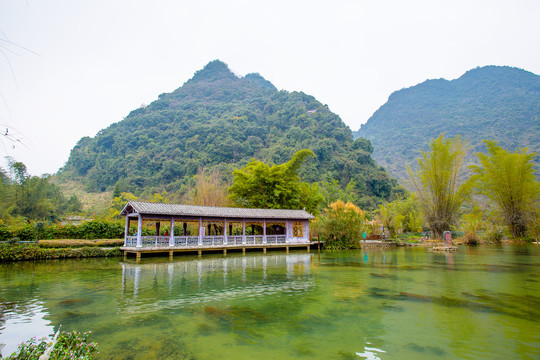 山清水秀