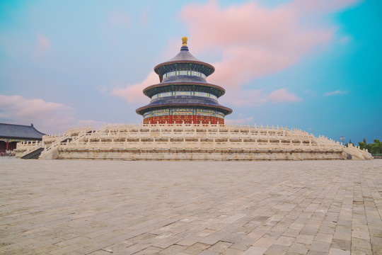 北京天坛公园天坛广场和祈年殿