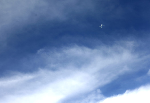 飞机上看蓝天白云