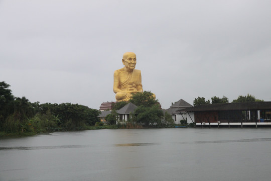 泰国佛像公园