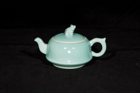 汝瓷茶壶