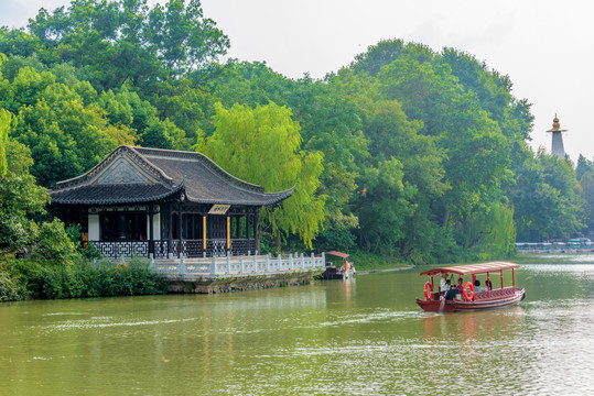 江苏扬州瘦西湖风景区澄鲜水榭