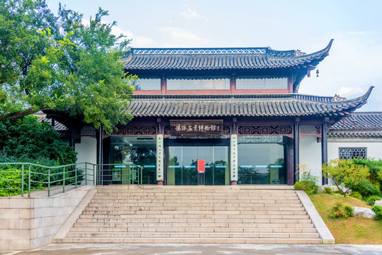 江苏扬州瘦西湖扬派盆景博物馆