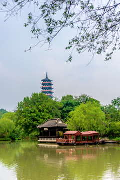 江苏扬州瘦西湖风景区梳妆台