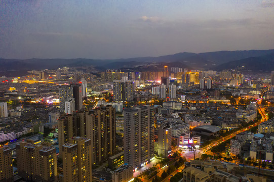 航拍云南大理市区夜景风光