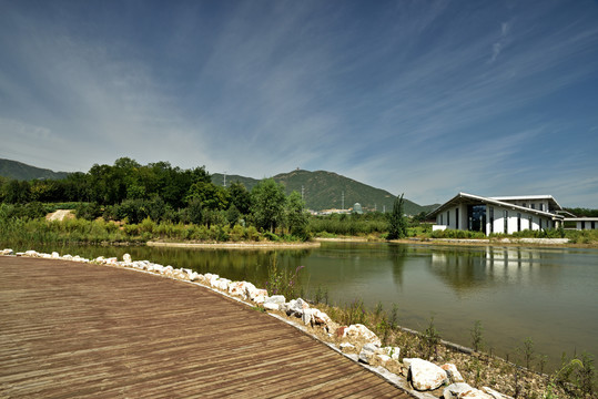 河北省石家庄市鹿泉区龙泉湖公园