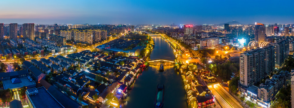 航拍杭州京杭大运河拱宸桥夜景