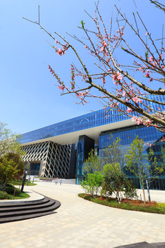 光谷科技会展中心
