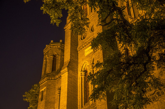 望海楼教堂夜景