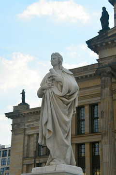 德国柏林音乐厅及席勒像