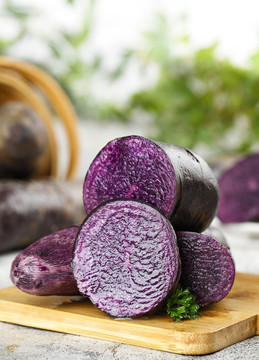 紫色马铃薯