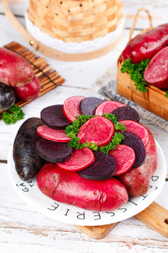 紫红土豆拼盘
