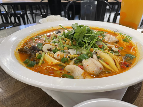 酸菜鱼