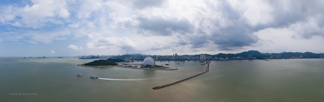 滨海都市风光