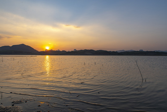 山水湖泊