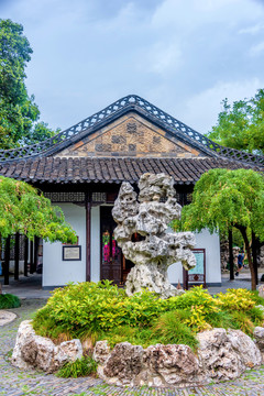 中国江苏扬州何园牡丹厅