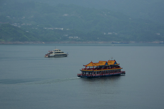 长江游船