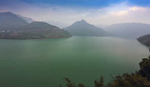 宜宾金沙江向家坝库区青山绿水