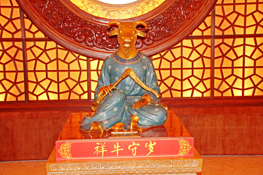 无锡灵山大佛景区牛身雕塑