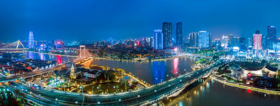 航拍宁波三江口城市地平线夜景