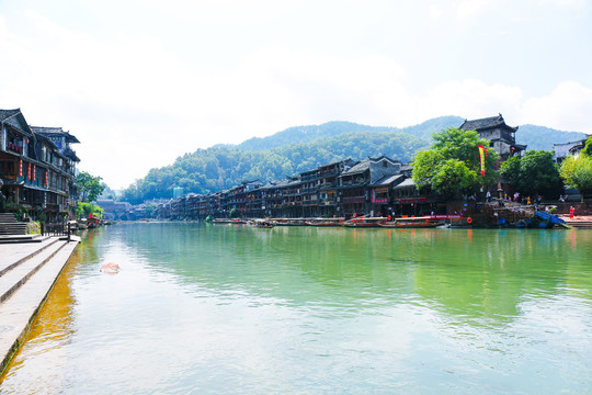 凤凰古城